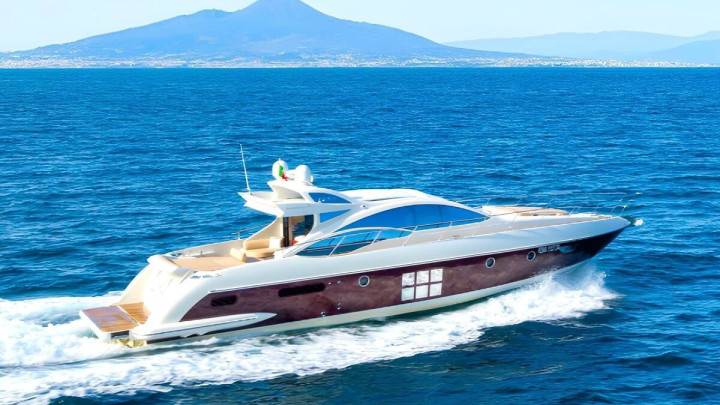 AZIMUT 